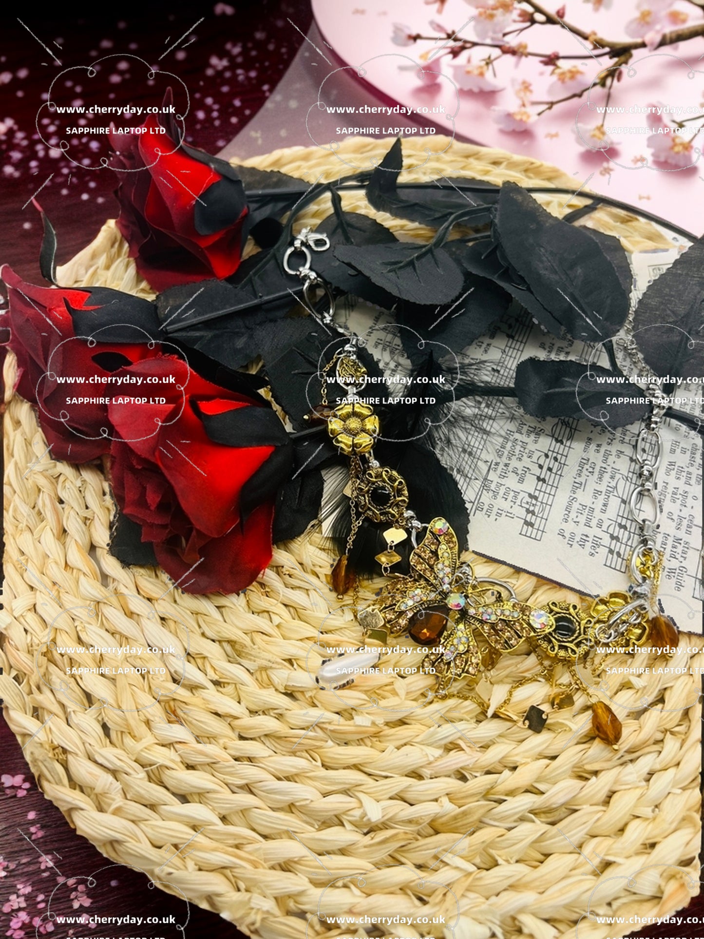 Retro leaf butterfly necklace