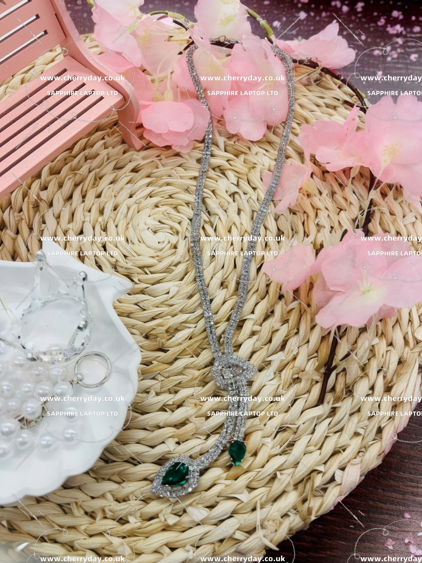 Emerald lace-up necklace