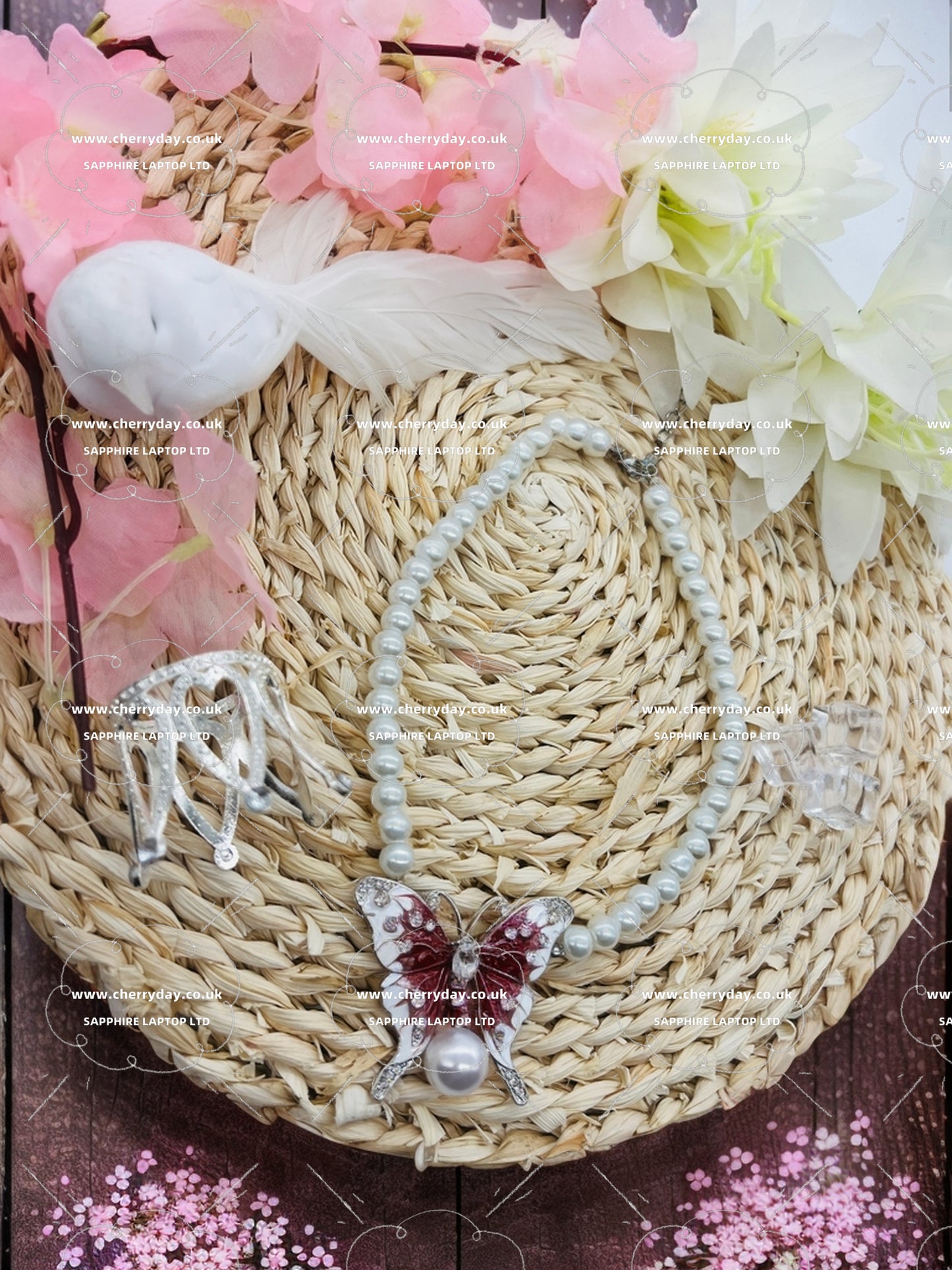 Red butterfly pearl necklace