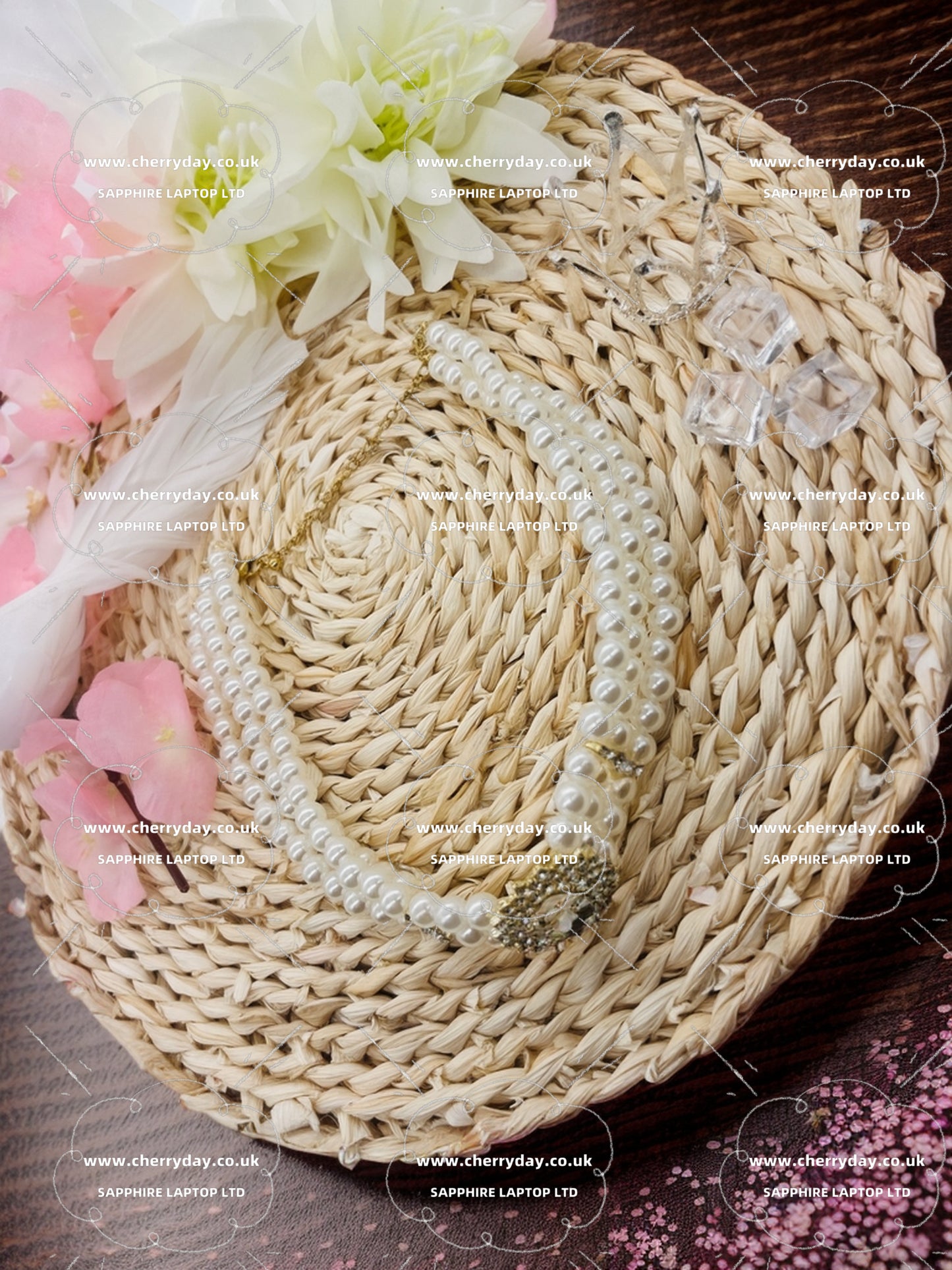 Sunflower rhinestone triple pearl necklace