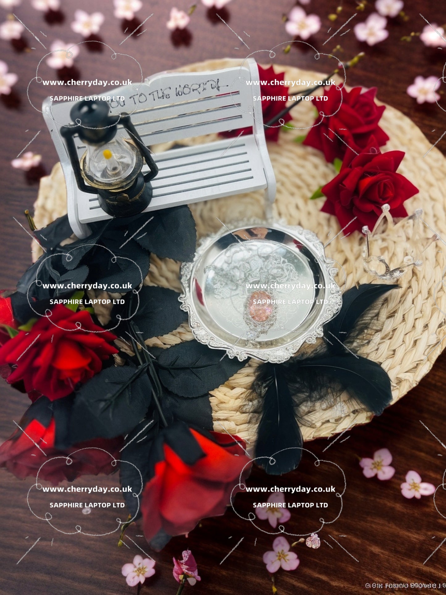 Dream of Maid necklace