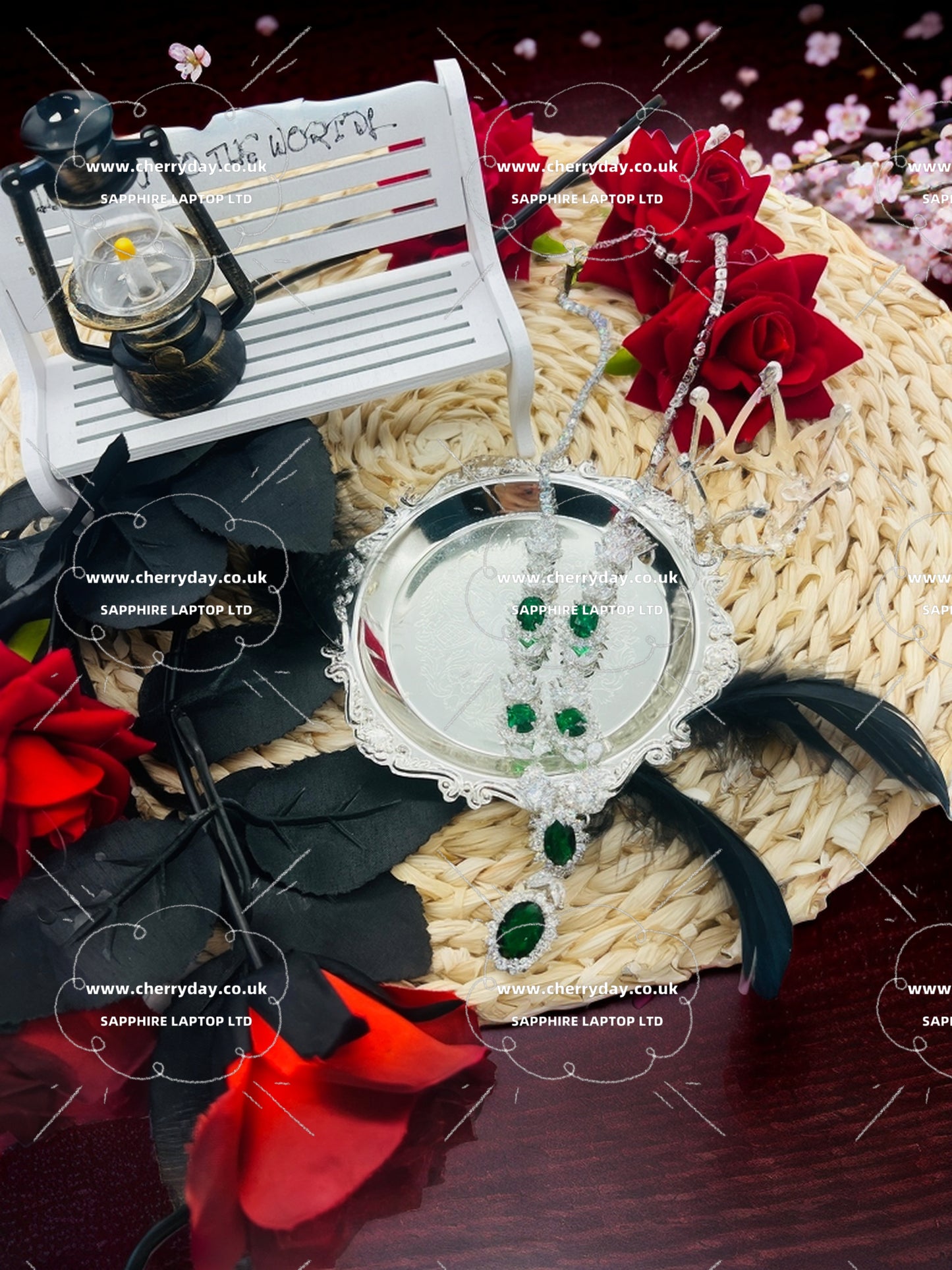 Emerald drops necklace