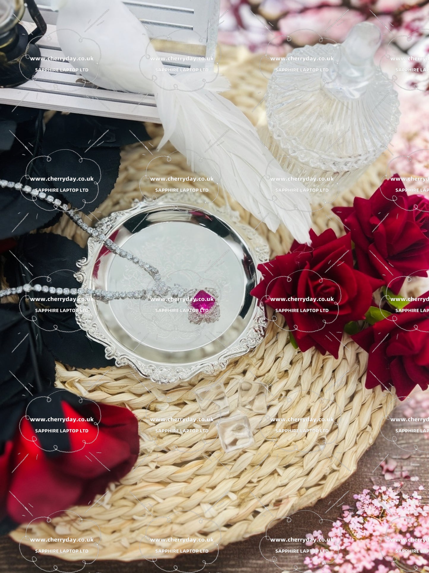 Rosy red cube pendant necklace