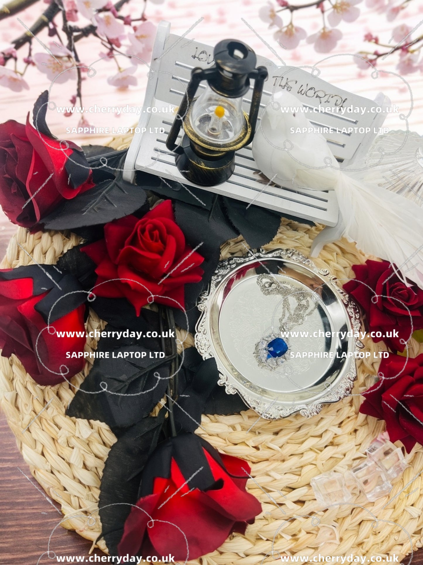 Goddess of elegance necklace