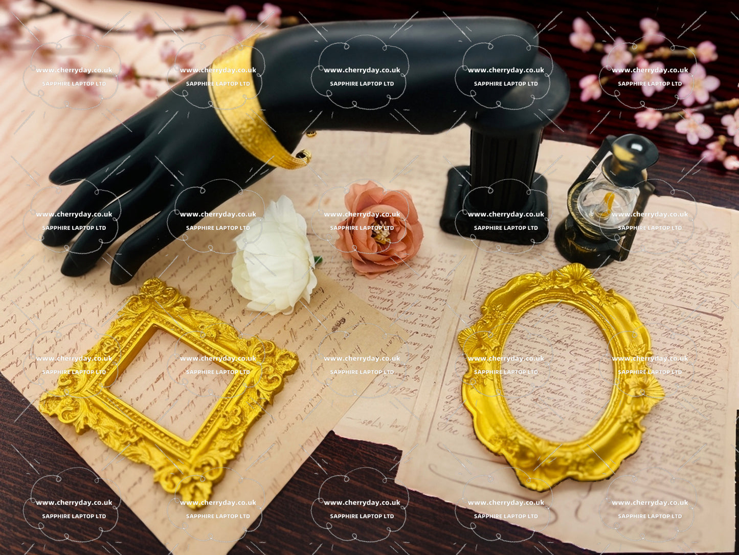 Queen of luck bracelet