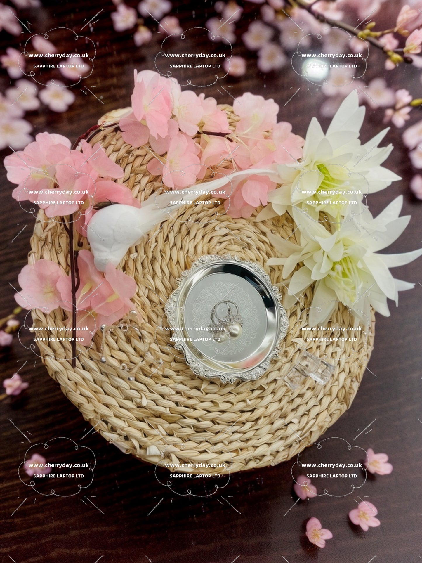 South Sea white pearl rhinestone ring