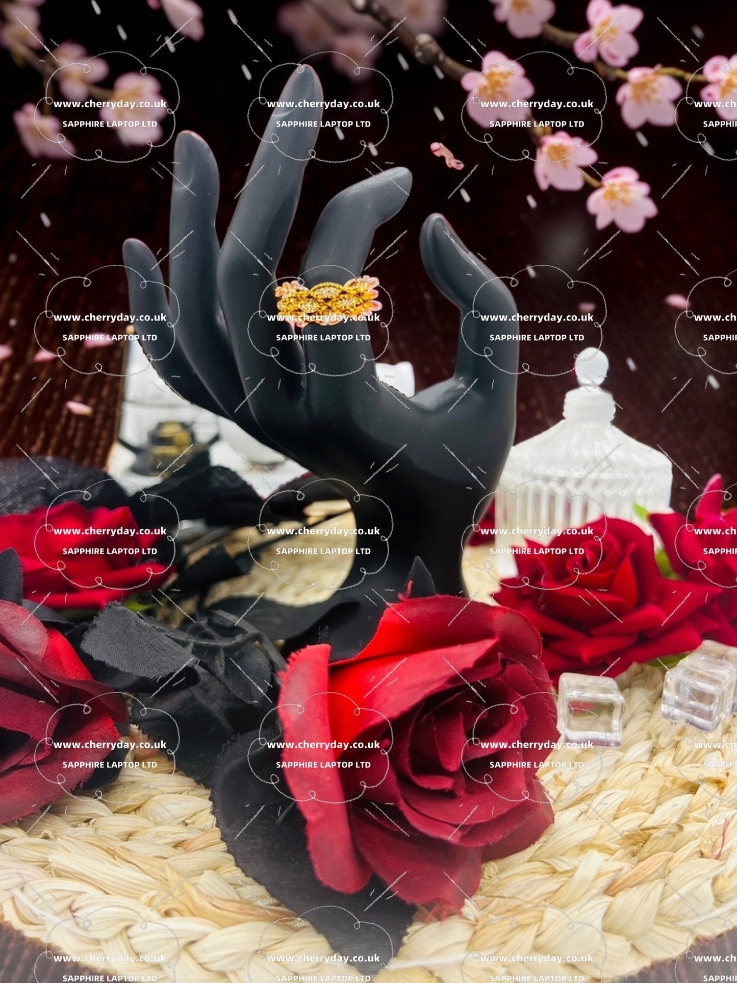 Royal gold silk ring