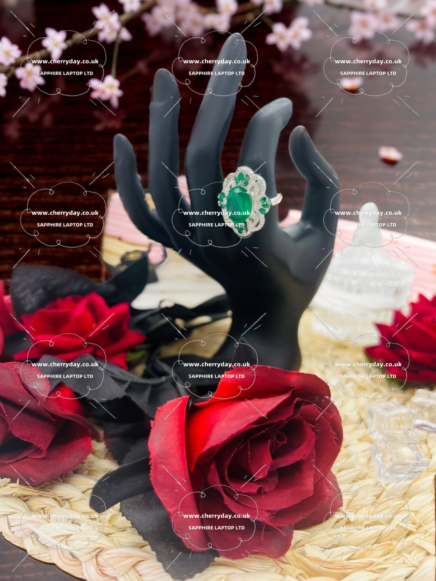 Emerald crown floral ring