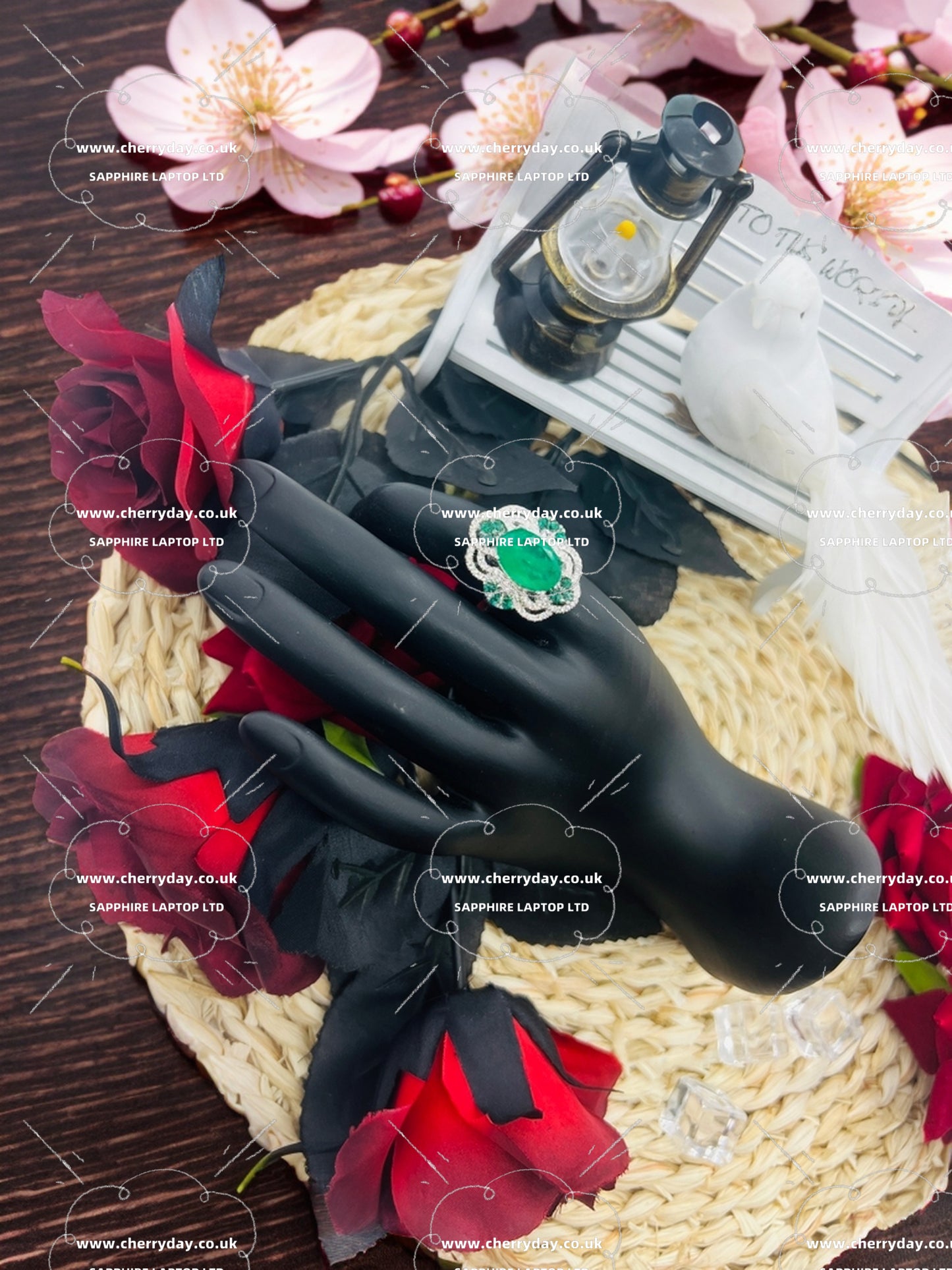 Emerald crown floral ring
