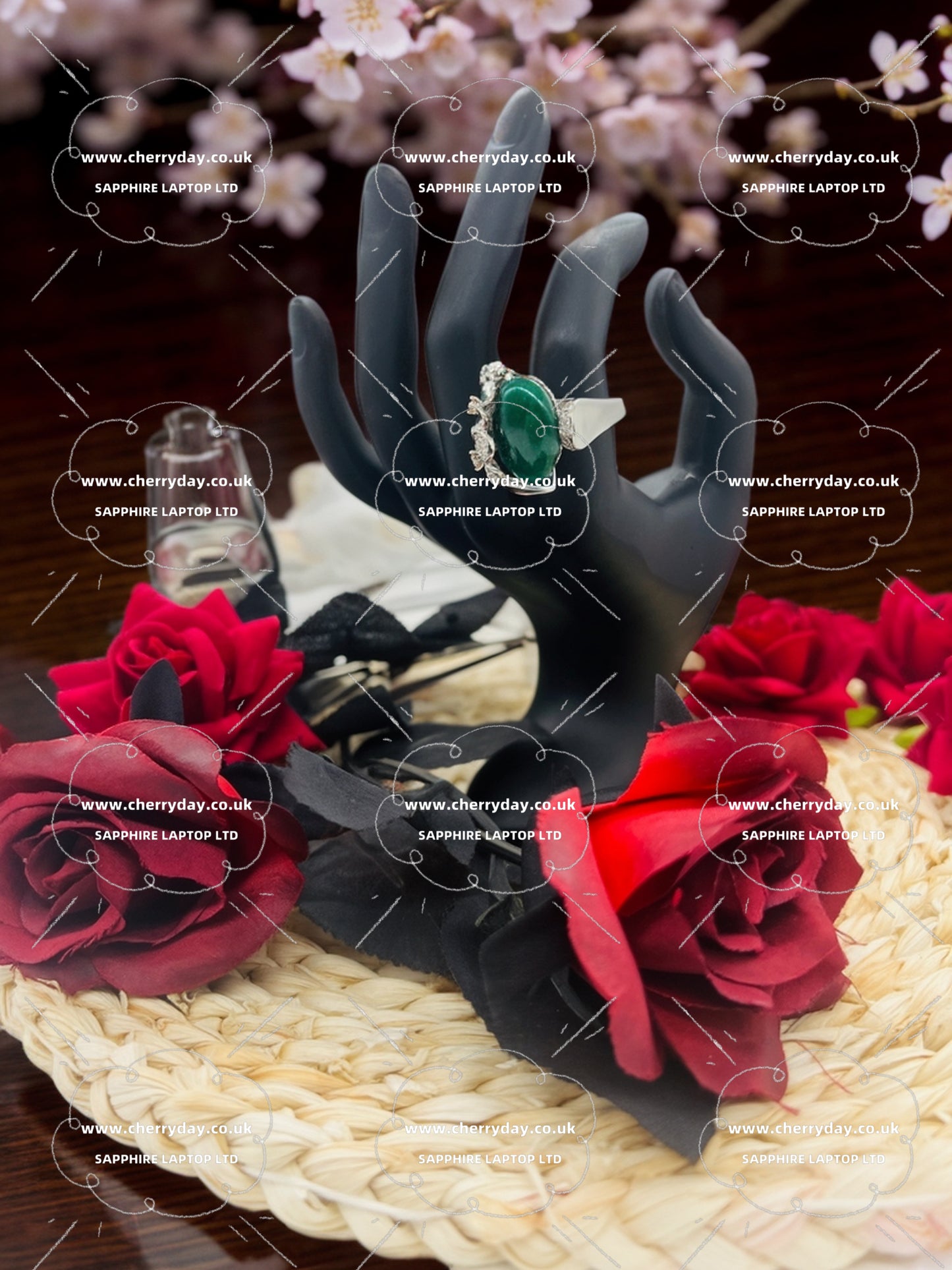 Half-make-up halcyon ring