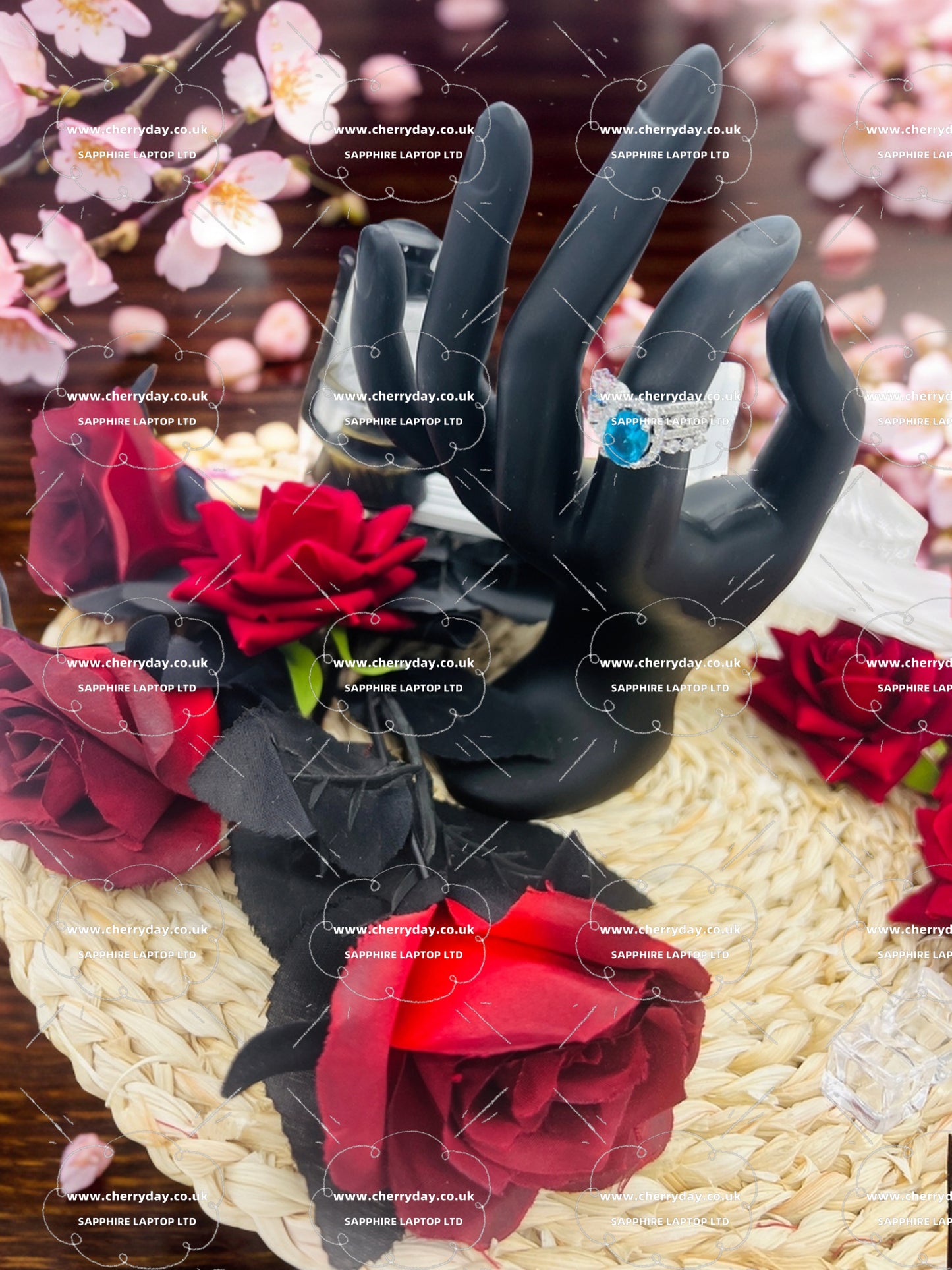 Sapphire lace ribbon ring