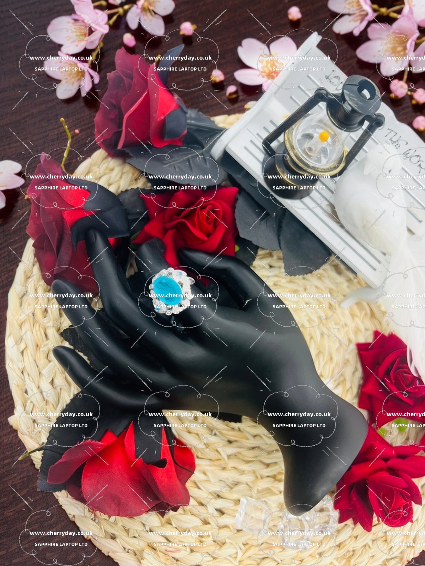 Lake sapphire wreath ring