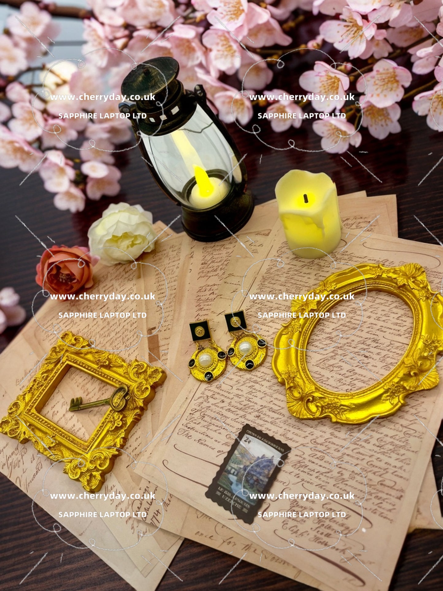 Triumphal arch lock vintage earrings
