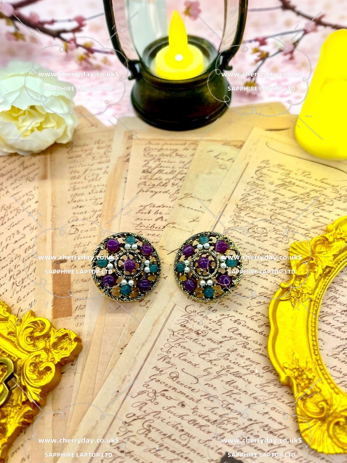 Violet wreath vintage earrings