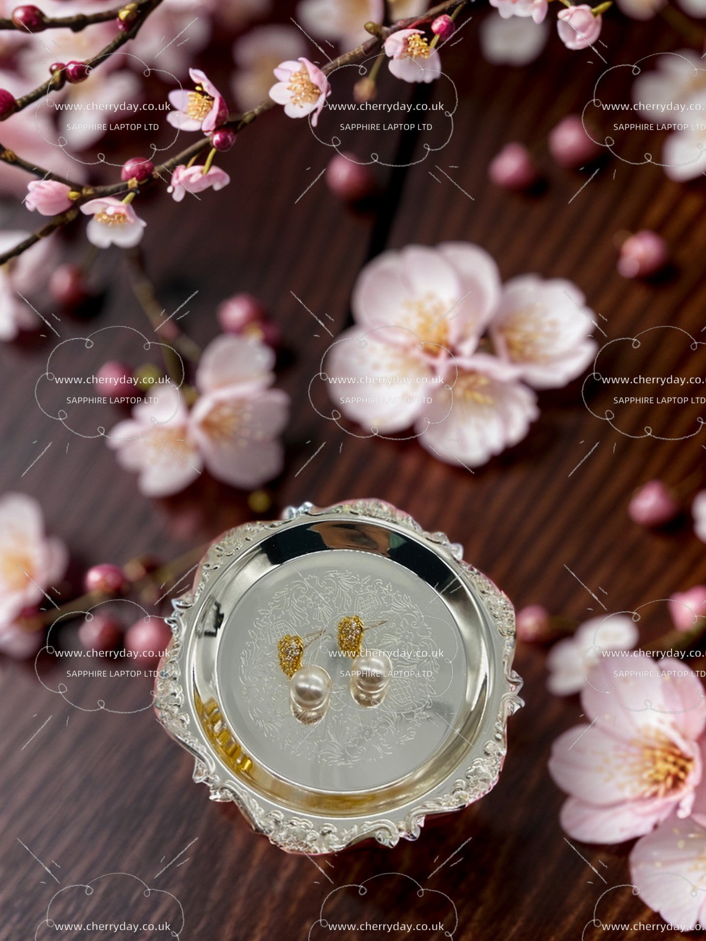 Superficial affection pearl earrings