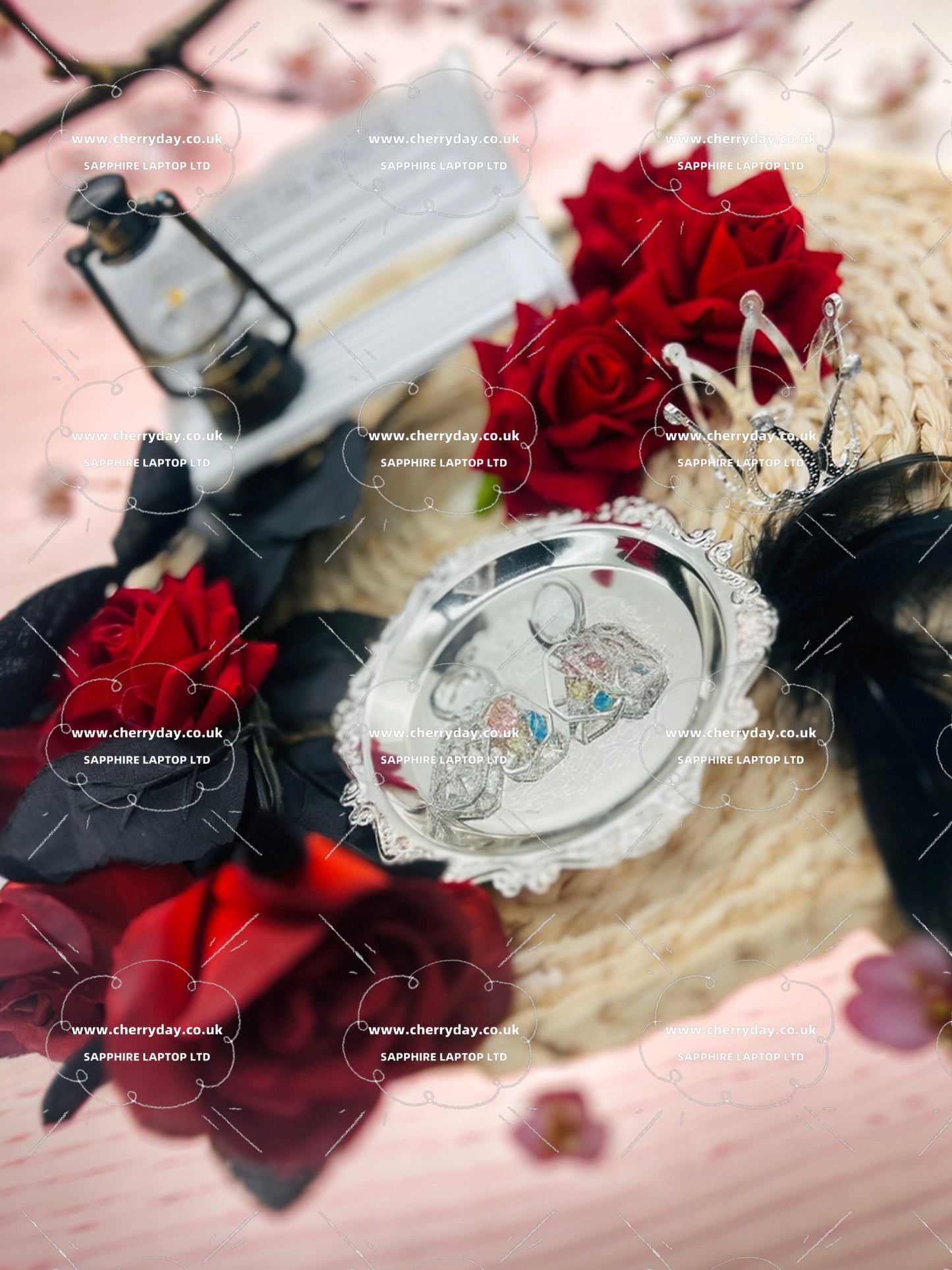 Colourful diamonds lock buckle earrings
