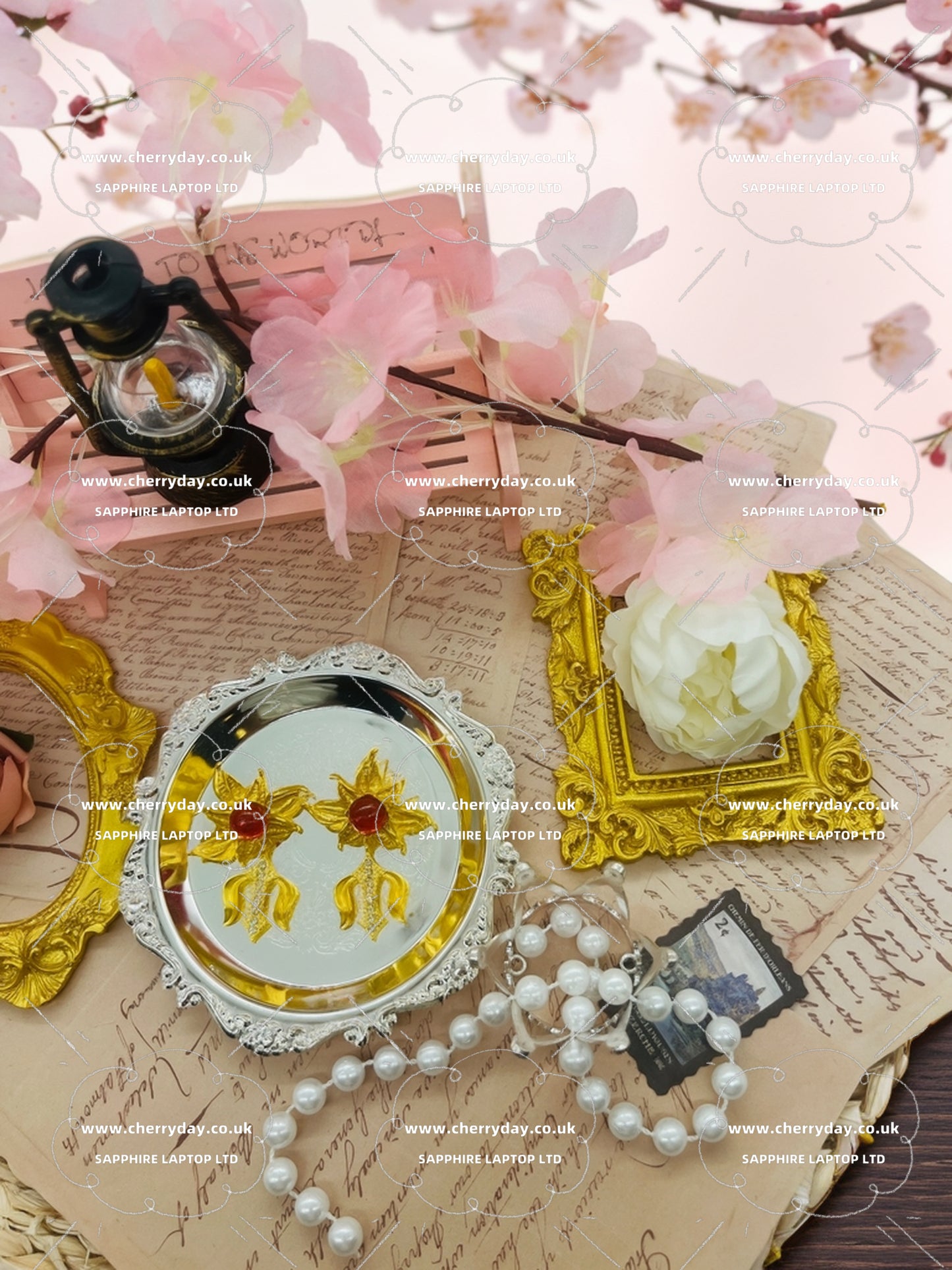 Gold totem flower earrings