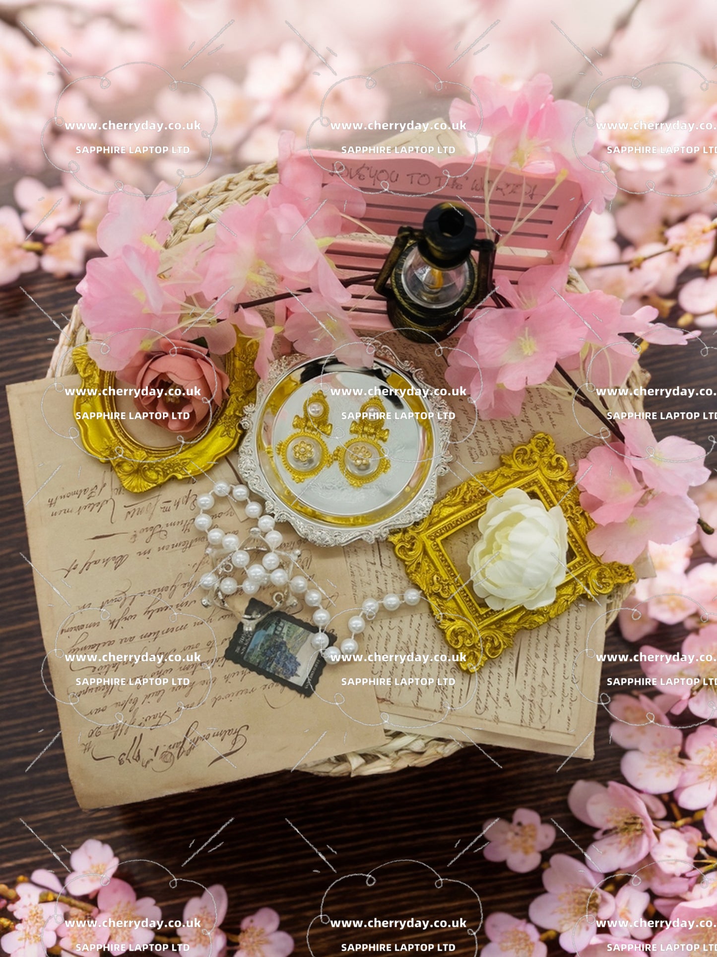 Elizabeth vintage earrings