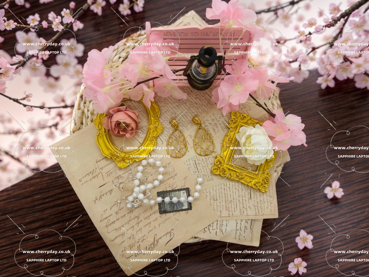 Gold openwork leaf vintage earrings