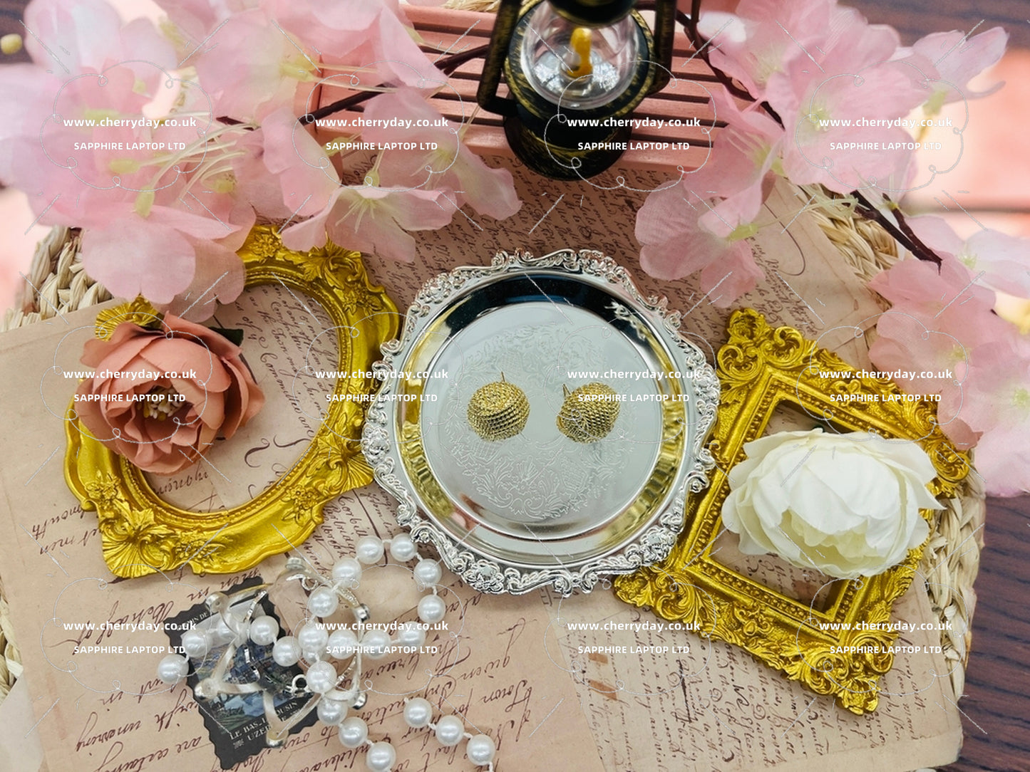Chickpea vintage earrings
