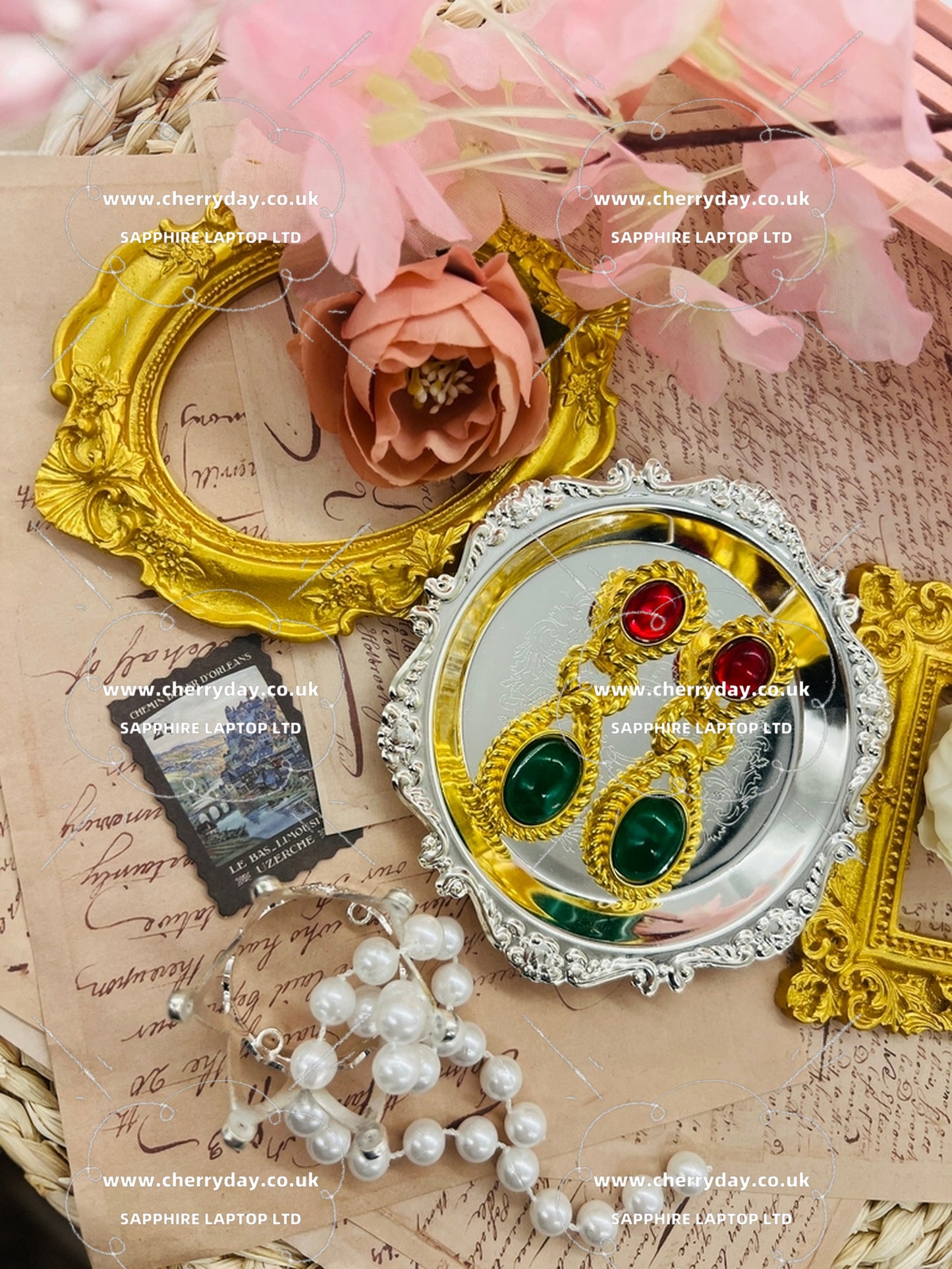 Impressionism of the red and green vintage earrings
