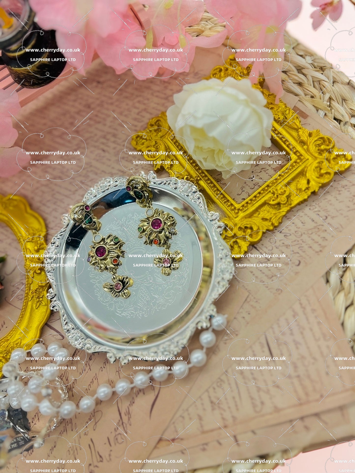 Solar piety tassel vintage earrings