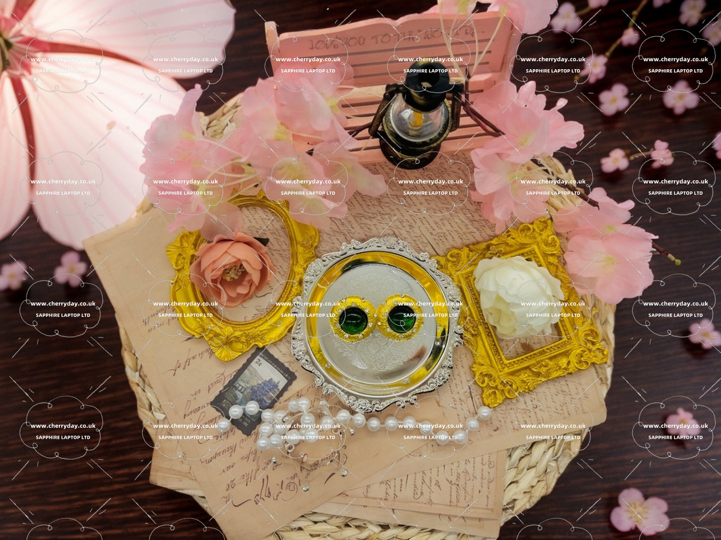 English breakfast tea vintage earrings