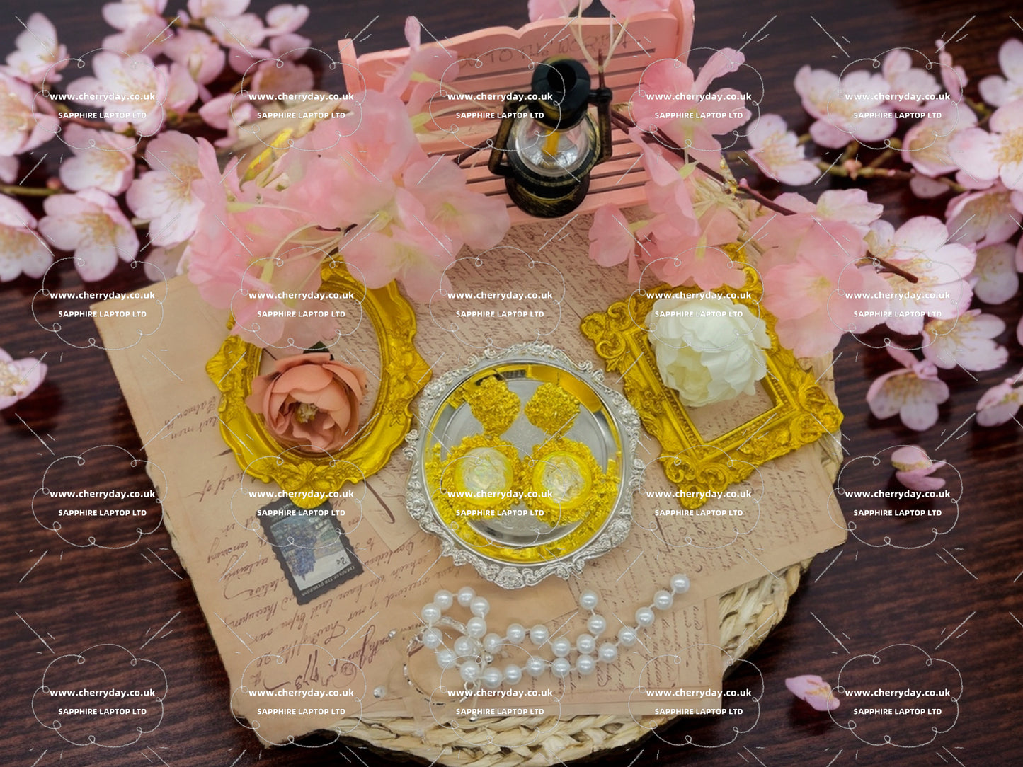 Light of Athena vintage earrings