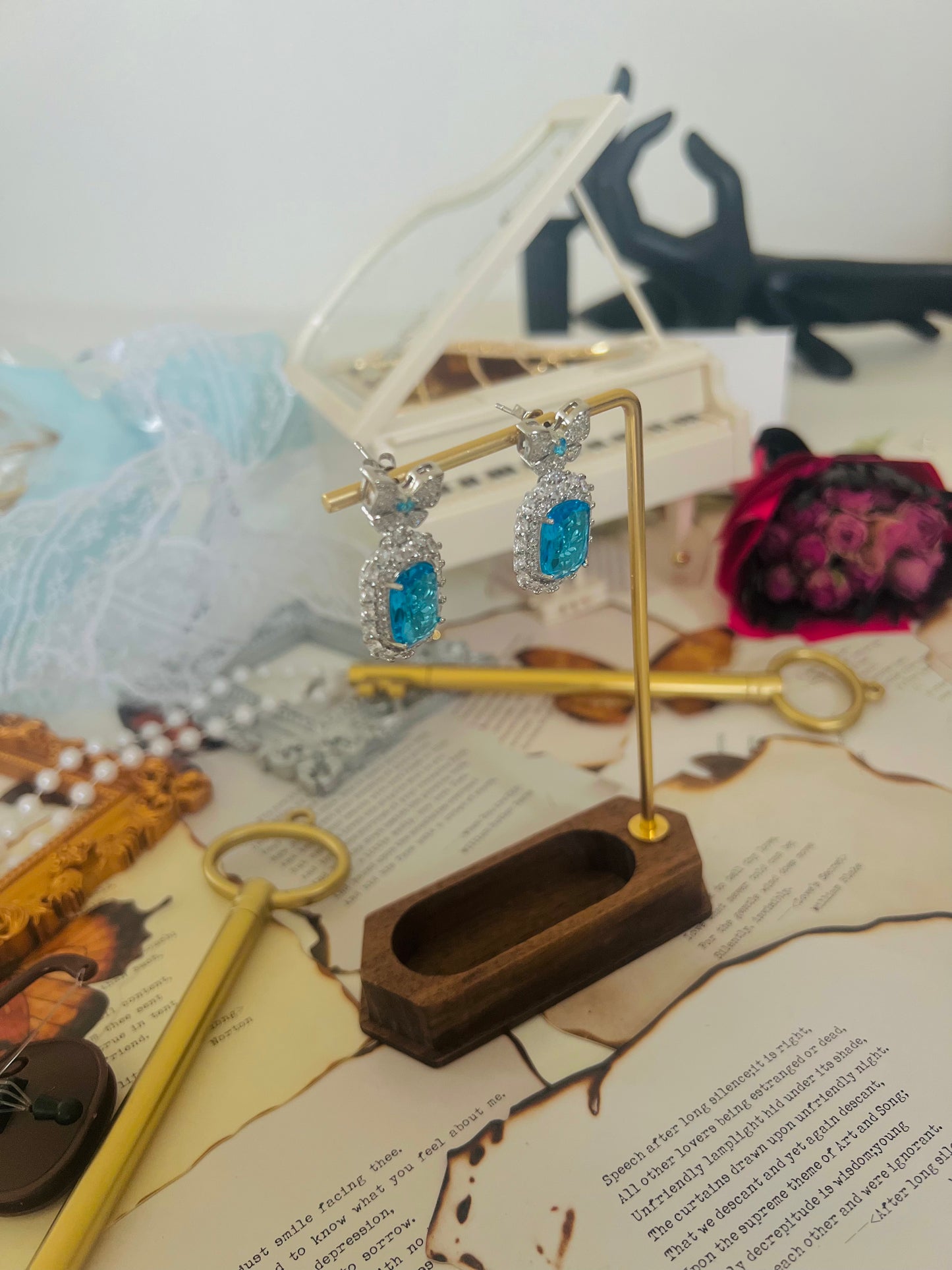 Earrings 001
