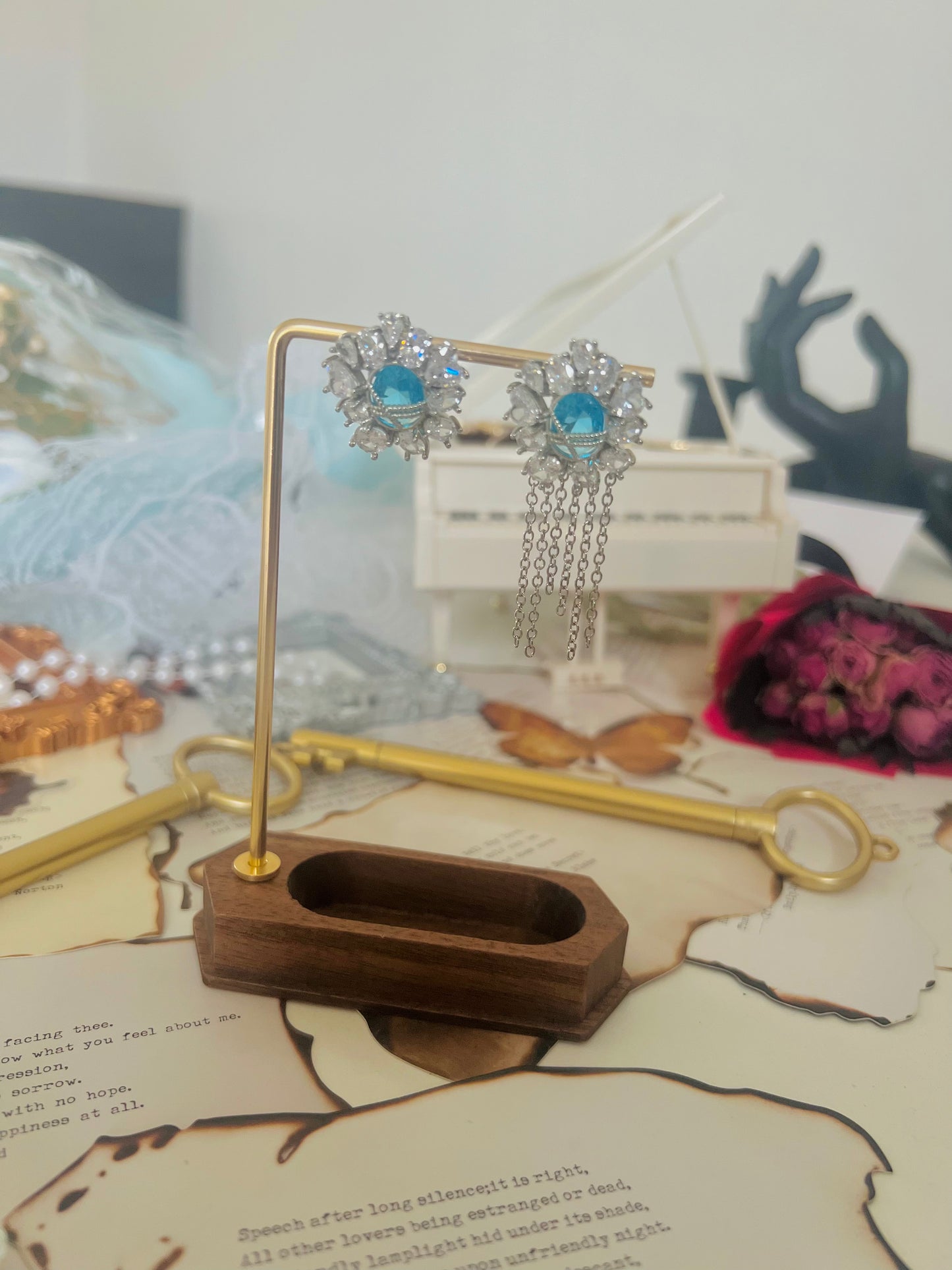 Earrings 010