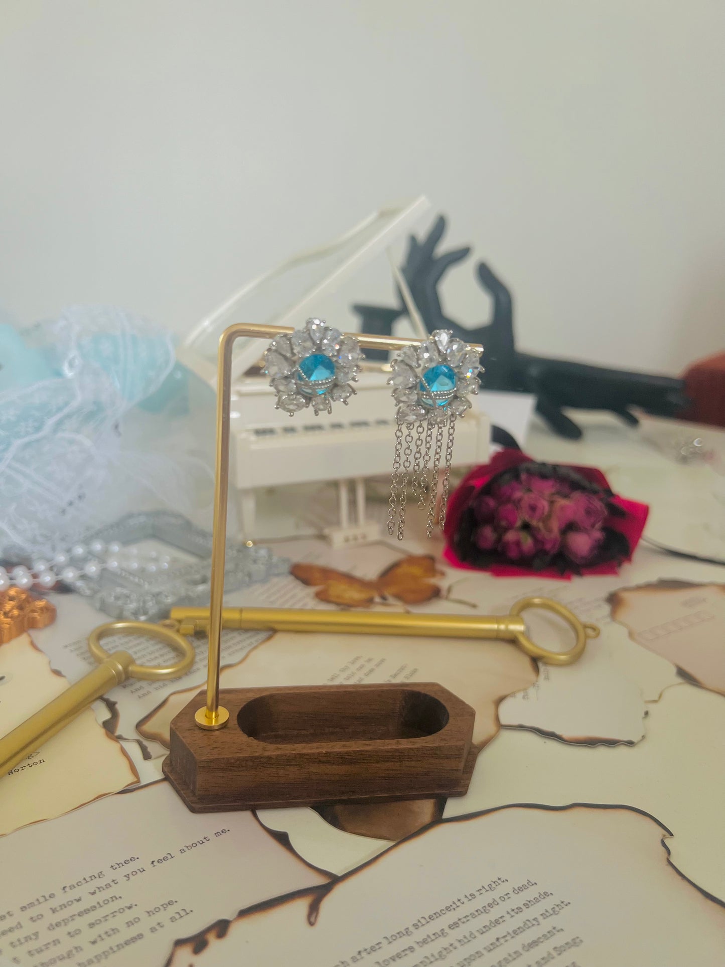 Earrings 010