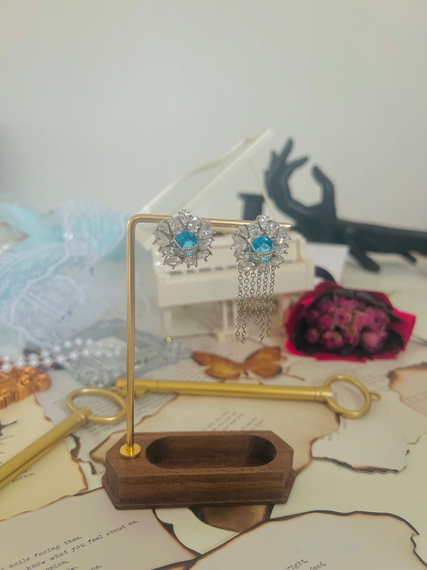 Earrings 010
