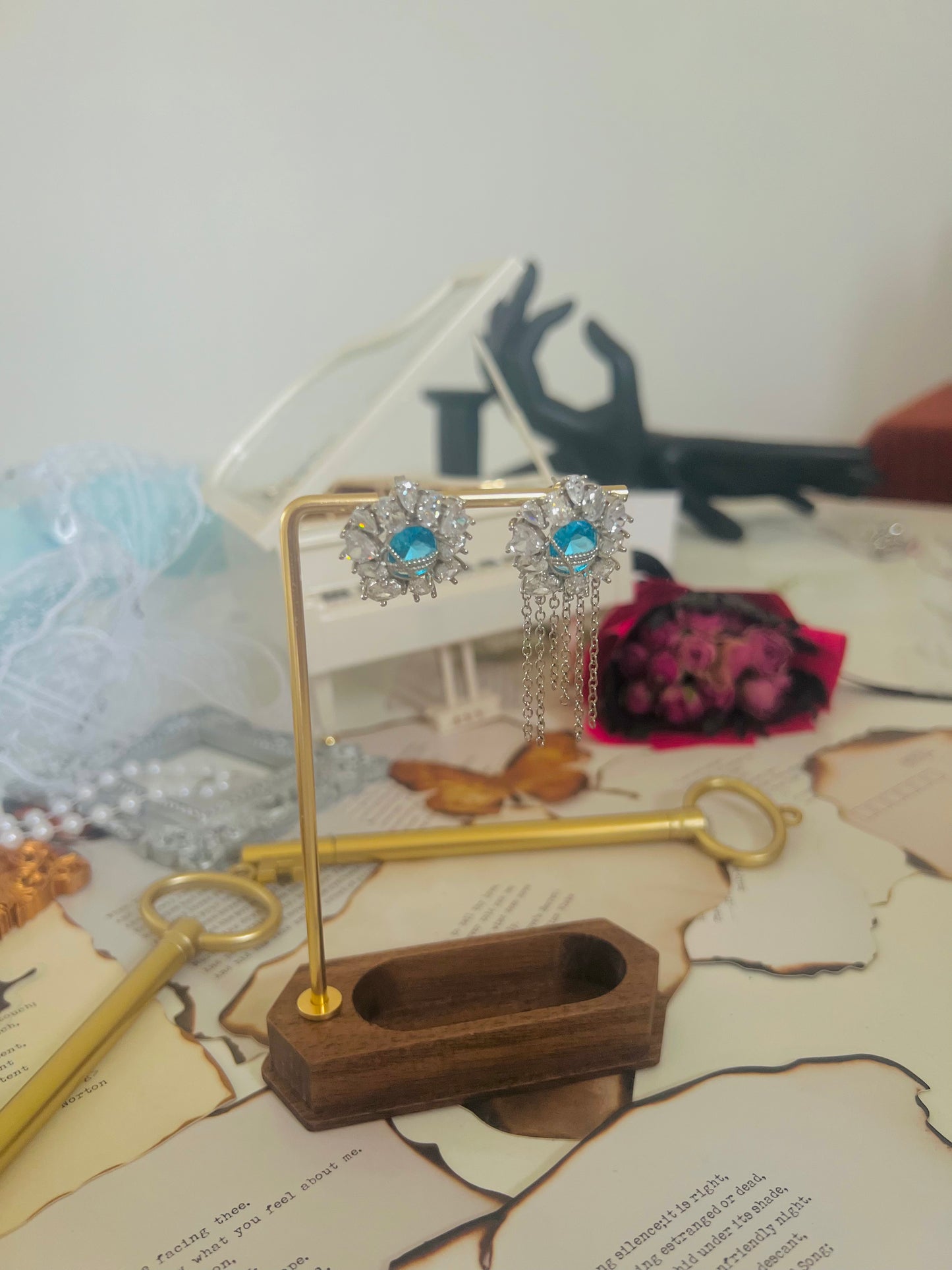 Earrings 010