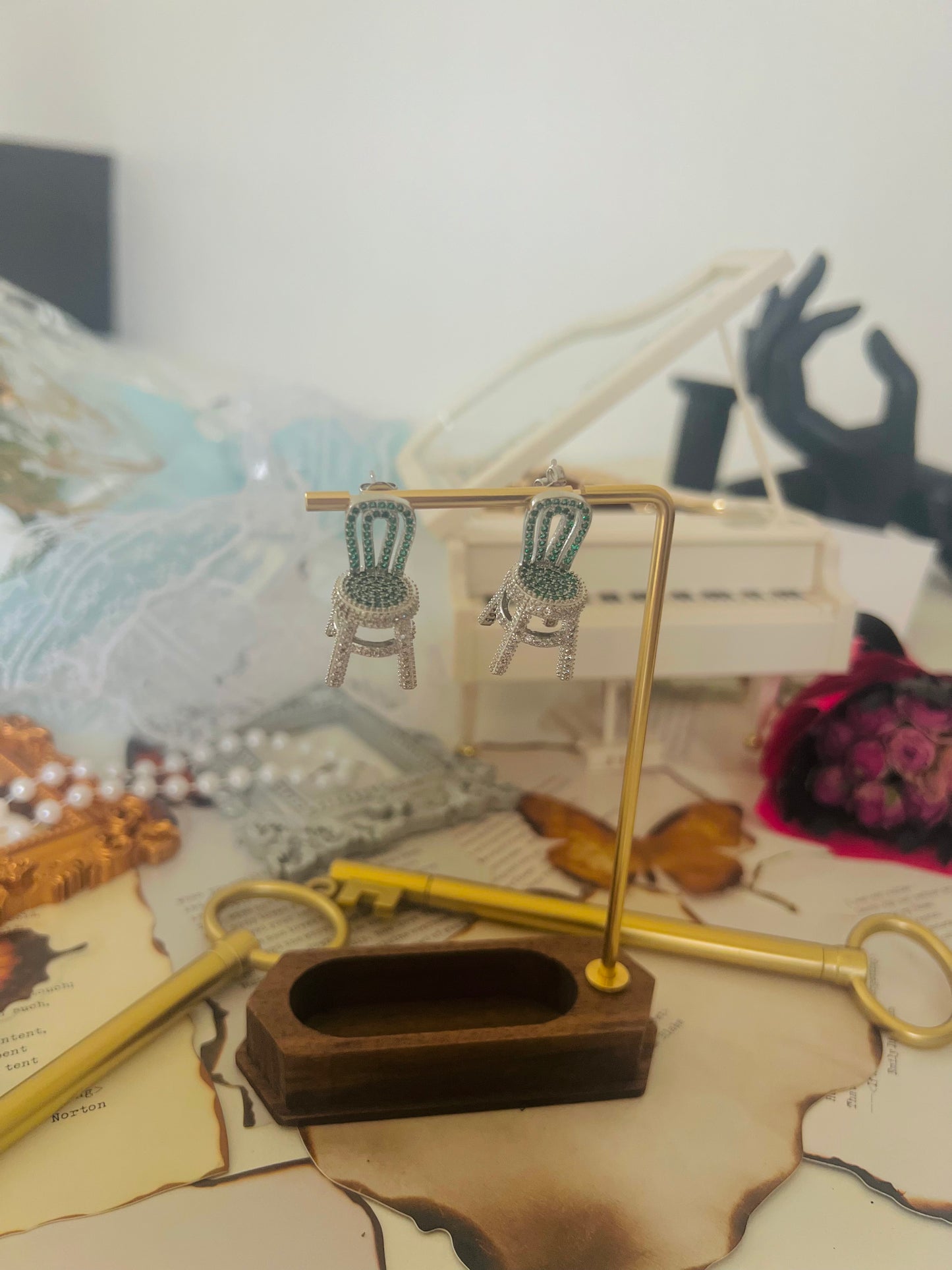 Earrings 011