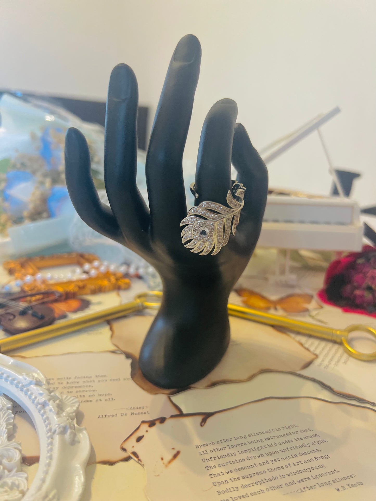 Ring 001