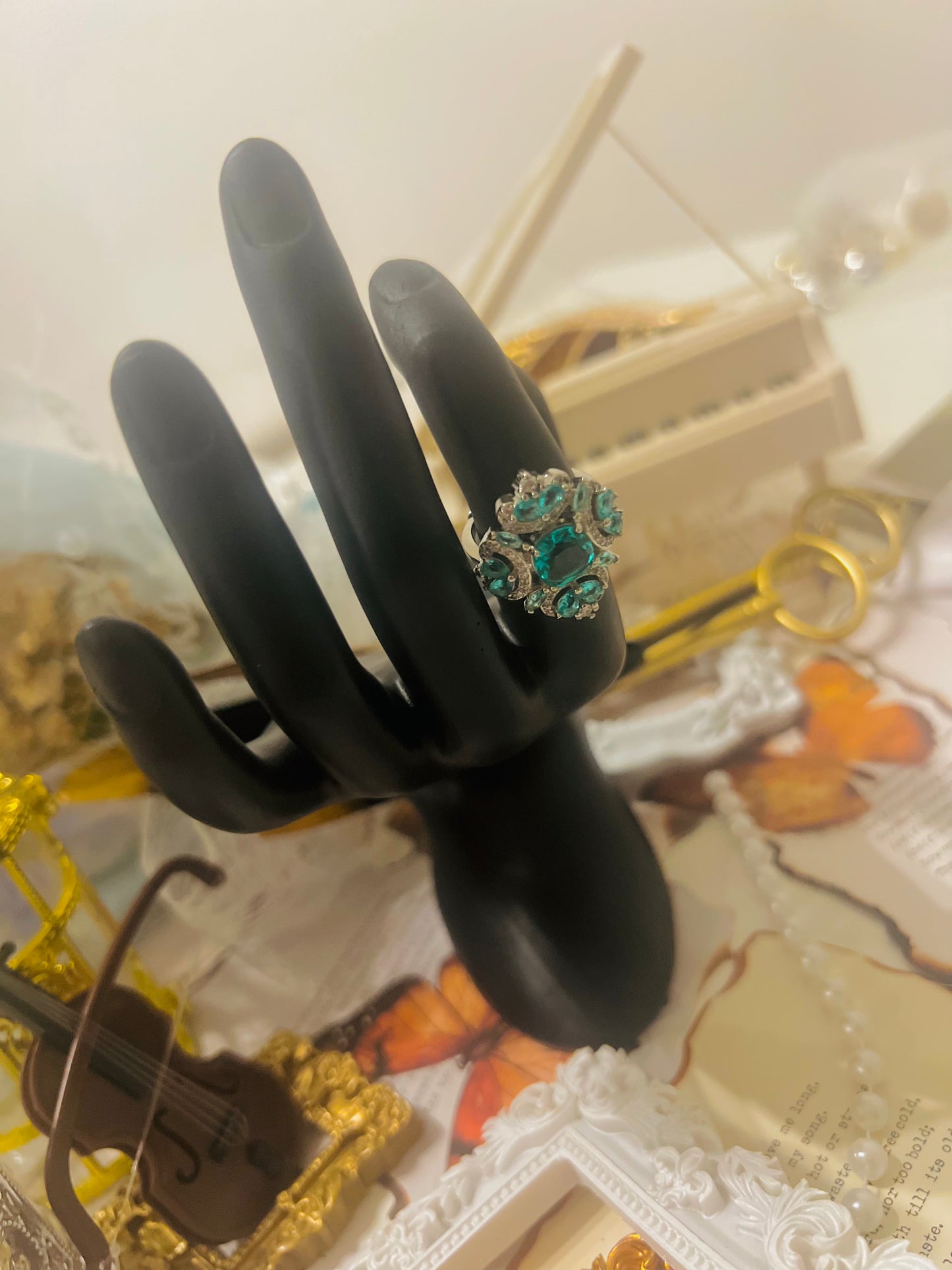 Ring 008