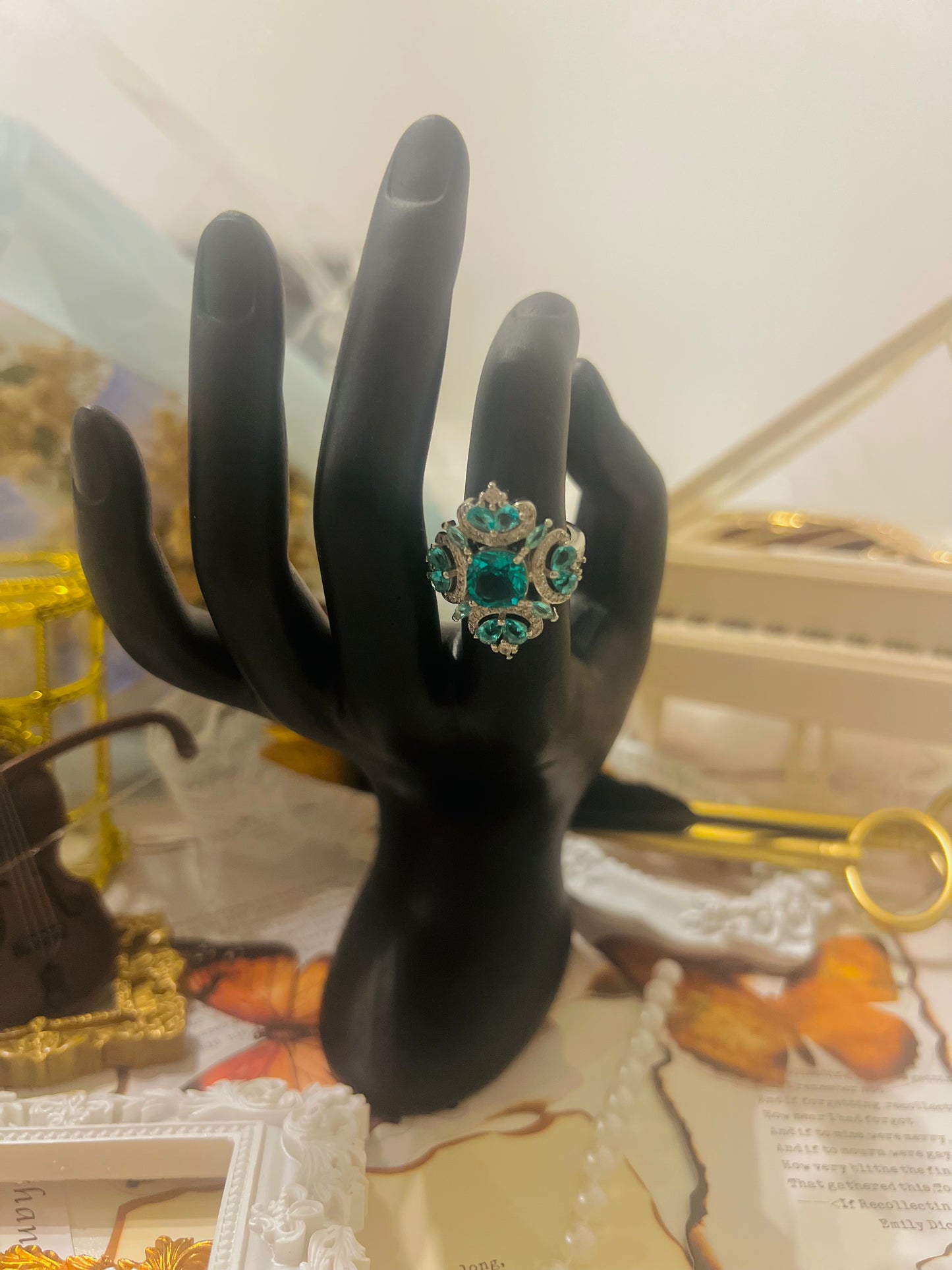 Ring 008
