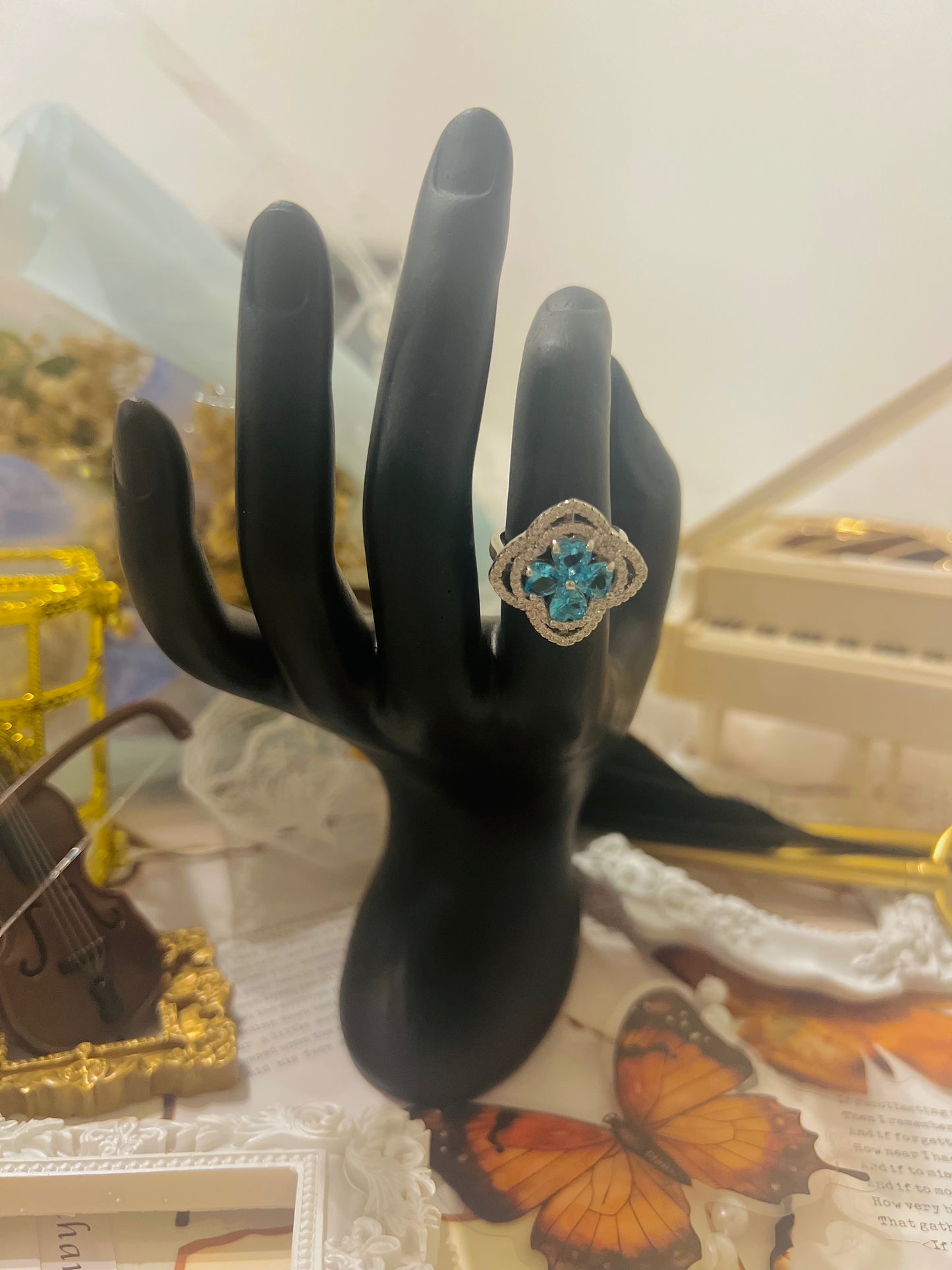Ring 017