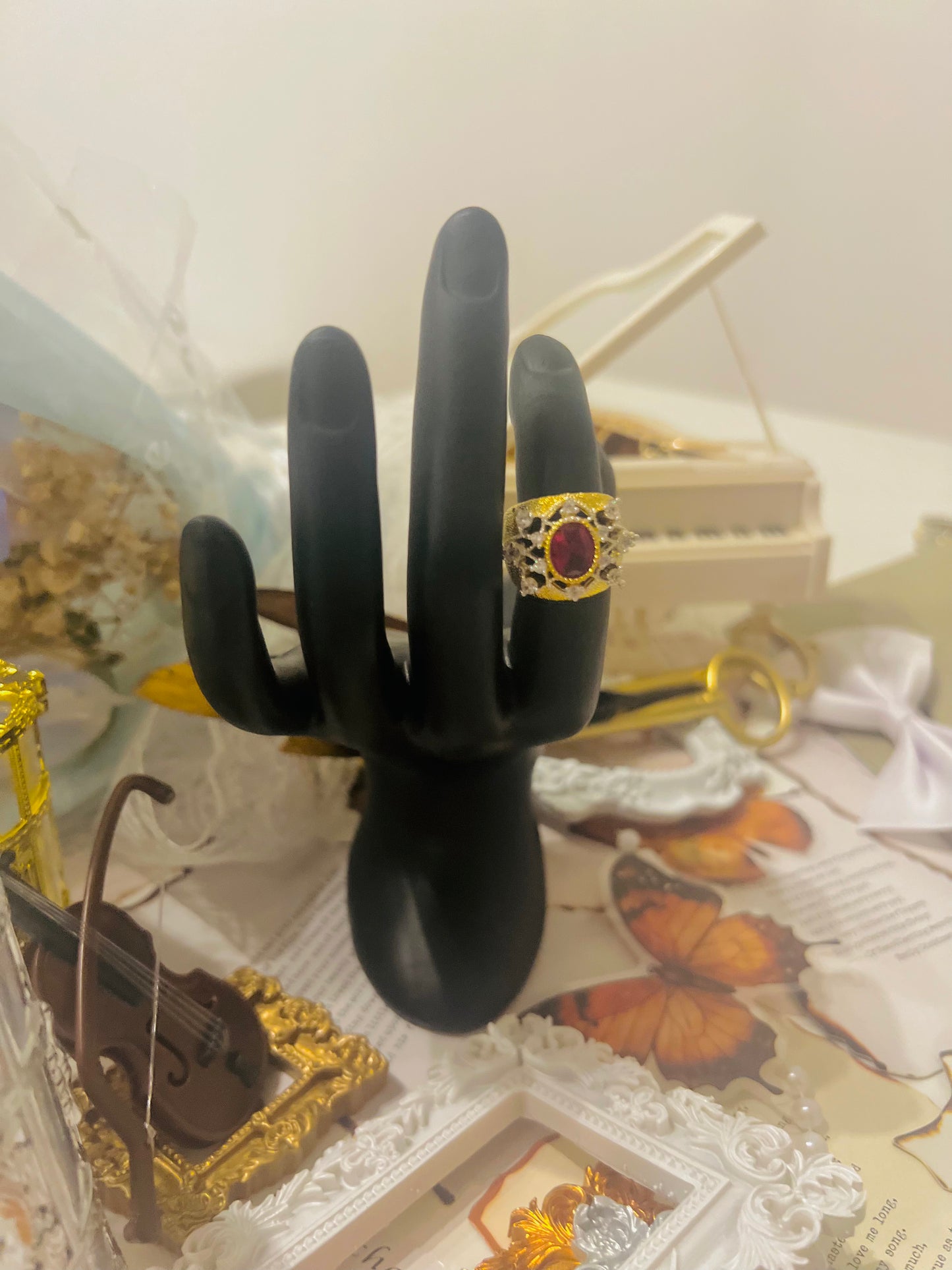 Ring 018