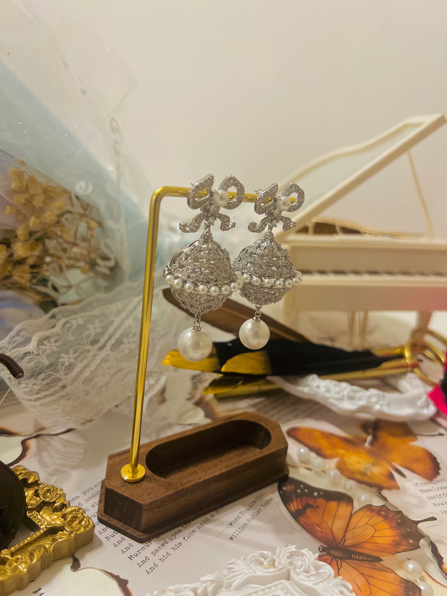 Earrings 023