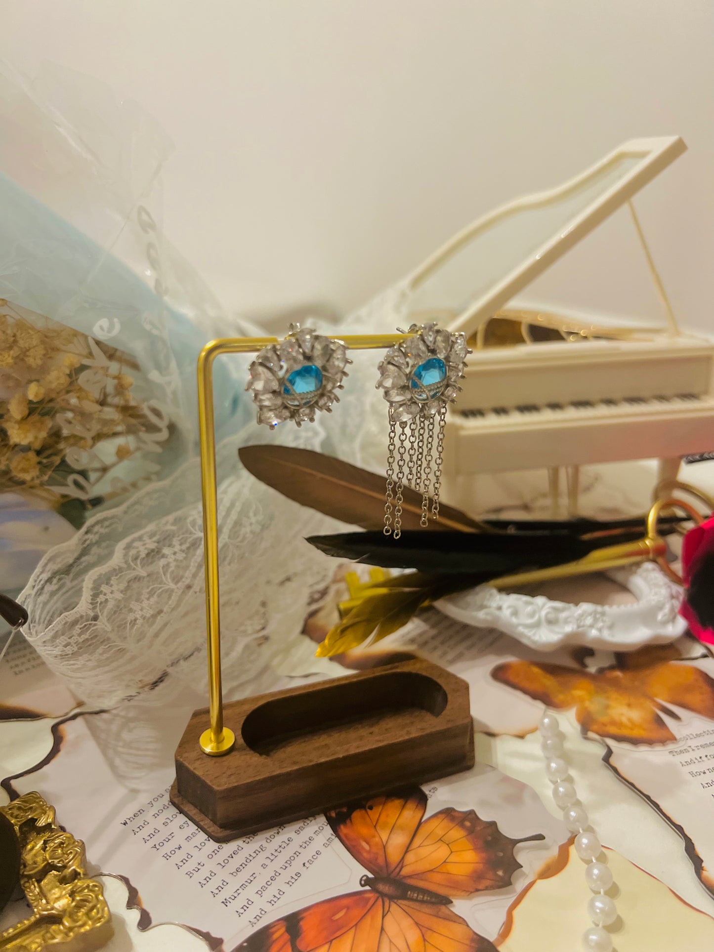 Earrings 010