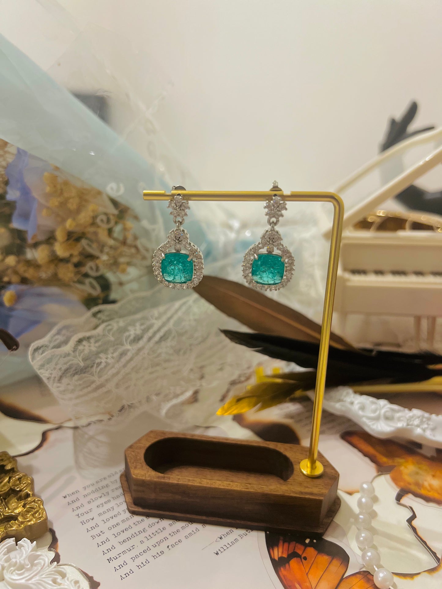 Earrings 037