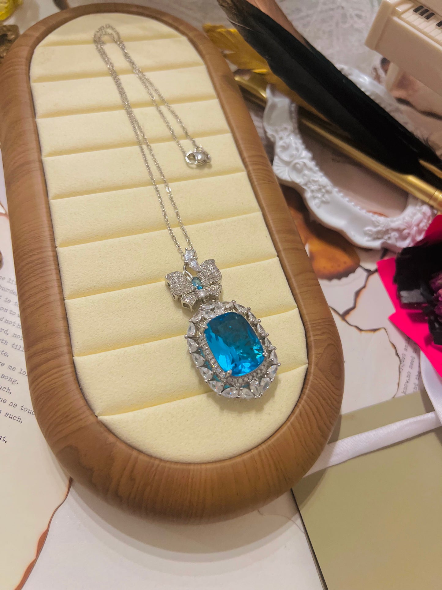 Necklace 005