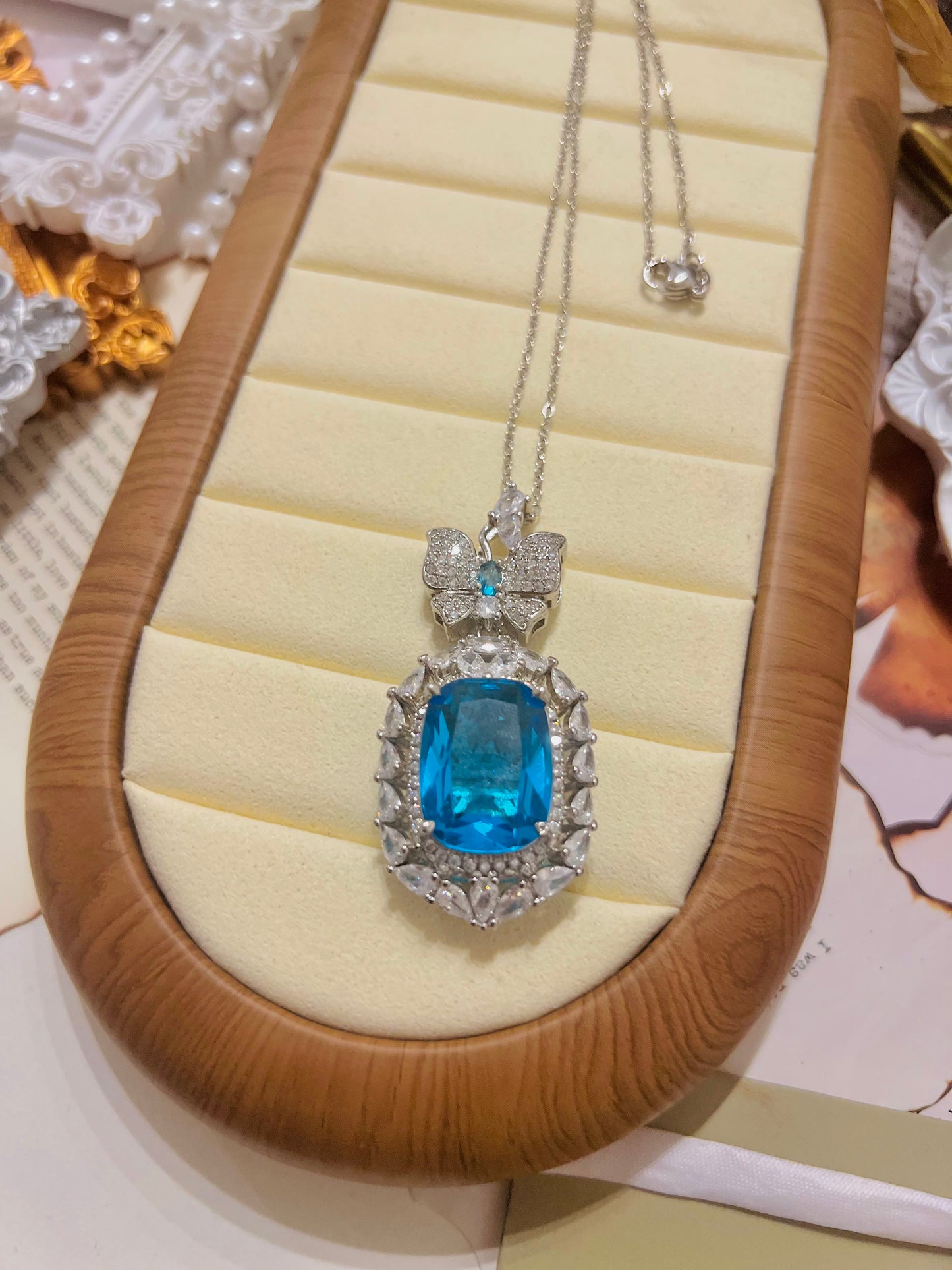 Necklace 005