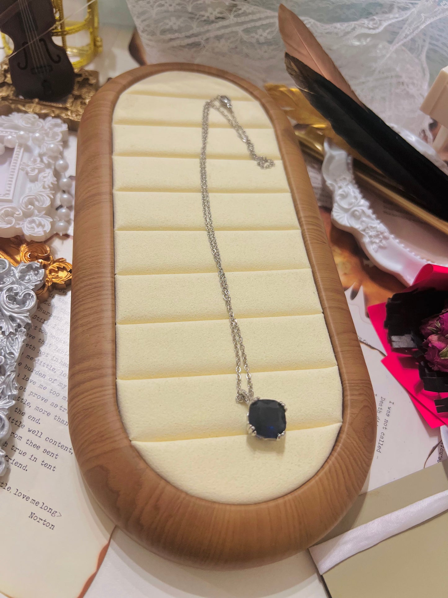 Necklace 007