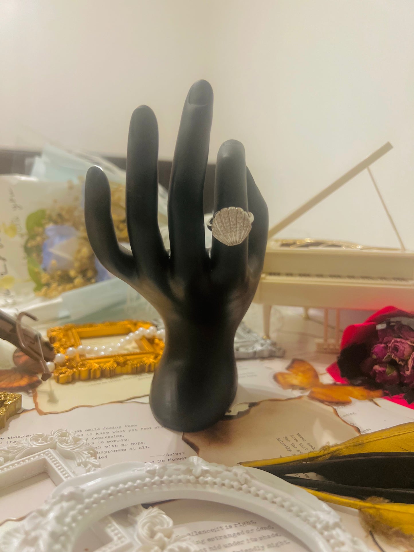 Ring 042