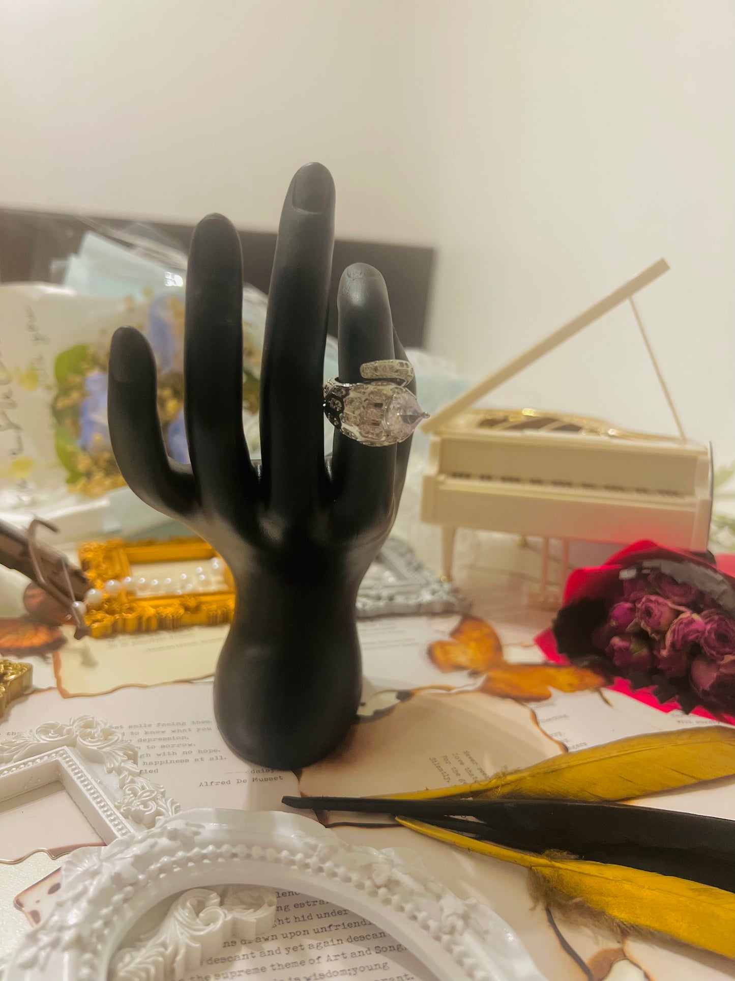 Ring 043