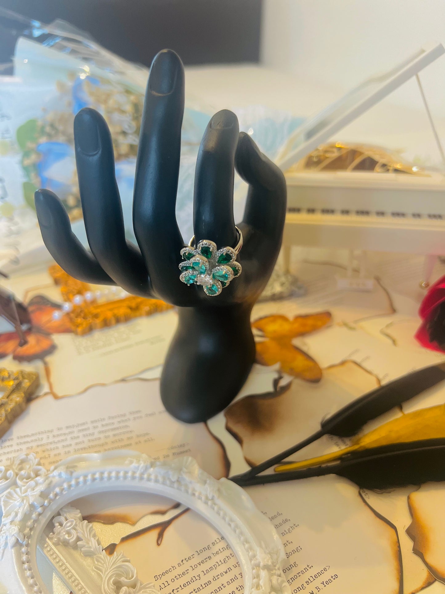Ring 048