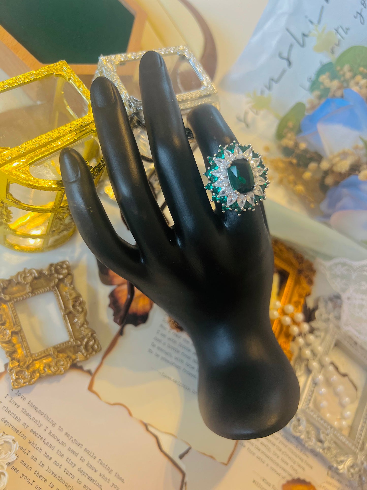 Ring 049