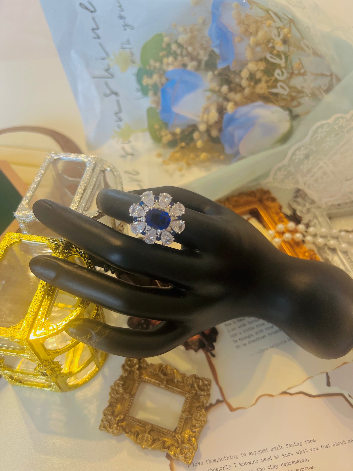 Ring 051